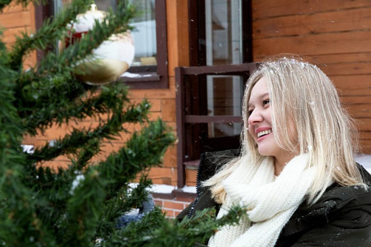 Гайд для покупців: як правильно підібрати зимовий жіночий пуховик і не переплатити